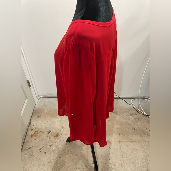 Elegant Red Women's Top - Picture 3 of 4